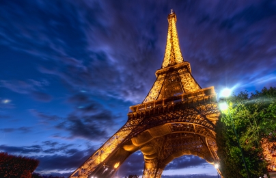 艾菲爾鐵塔 (Eiffel Tower)